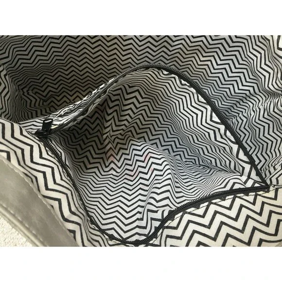 Hobo Braided Leather Shoulder Handbag With Whipstitch Detailing Light Grey EUC - Picture 5 of 9